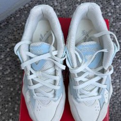 Женские кроссовки Reebok - фото 2