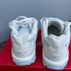 Женские кроссовки Reebok - фото 5