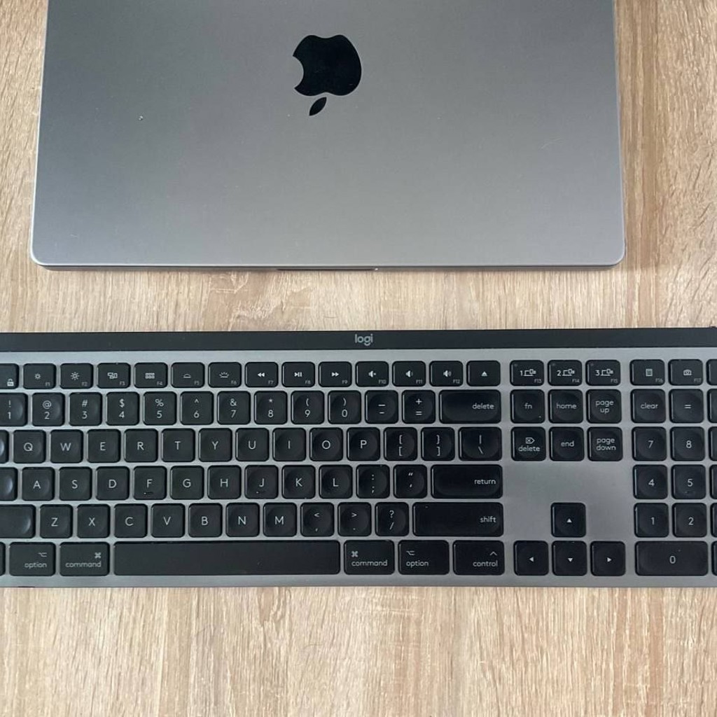 Logitech MX Keys for Mac