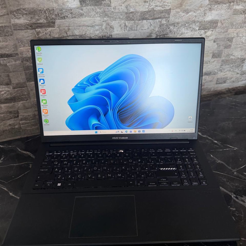 ASUS VivoBook Go 15