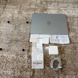MacBook Air 13 M4 - фото 1