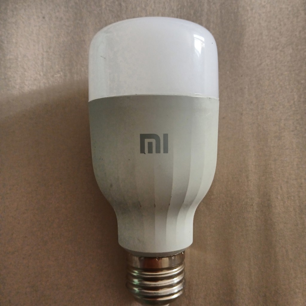 Умная лампочка Xiaomi