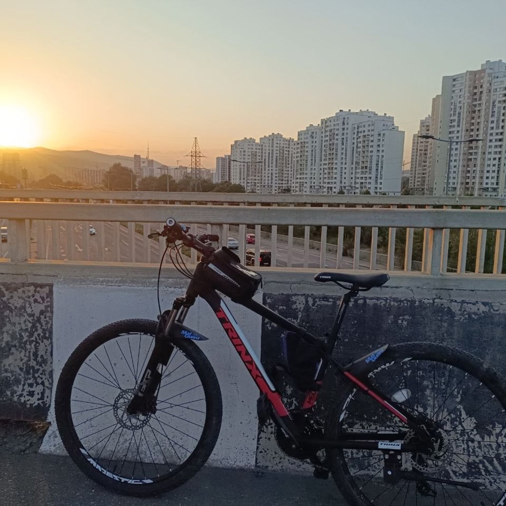 Велосипед TRINX M600 Elite
