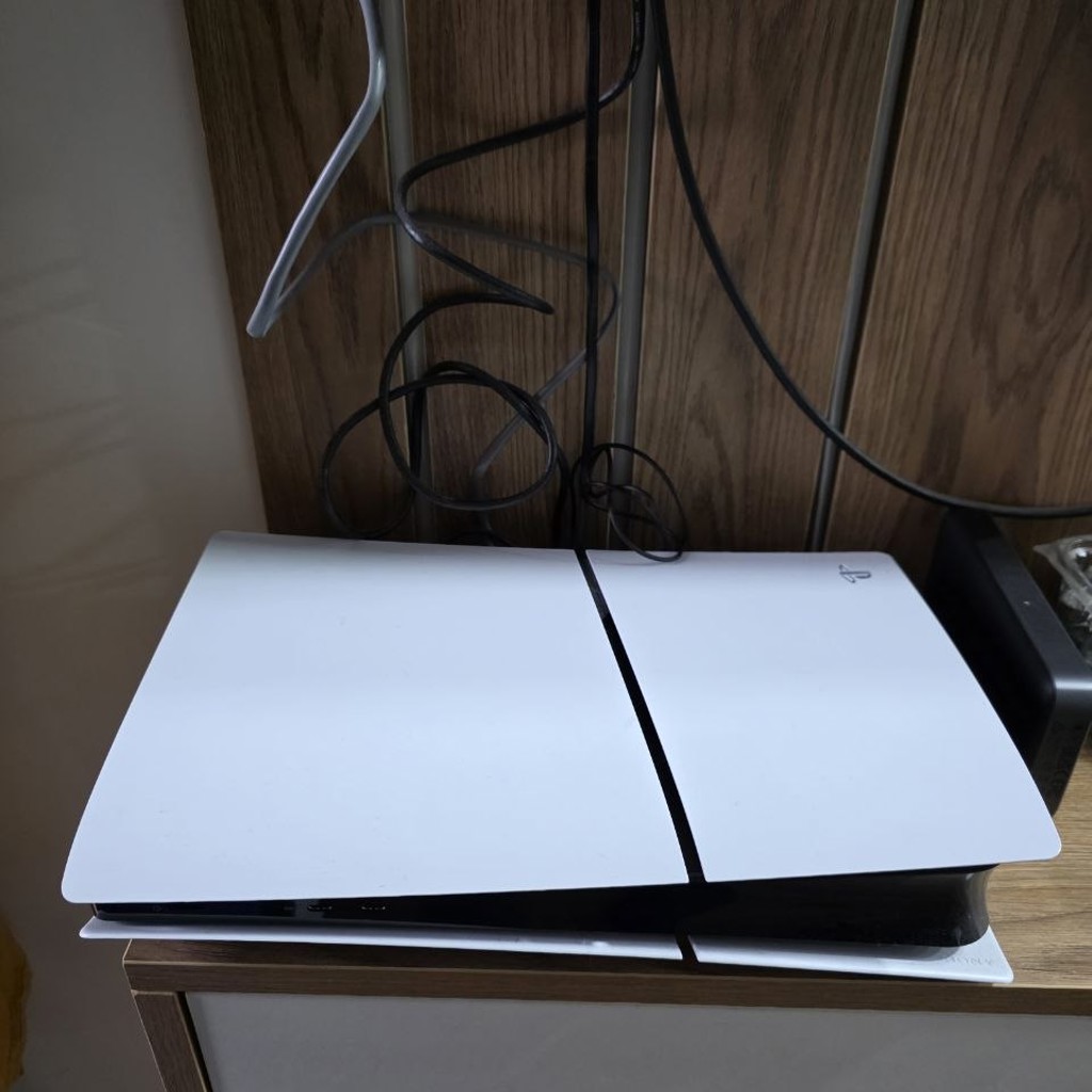 PS5 1TB Slim