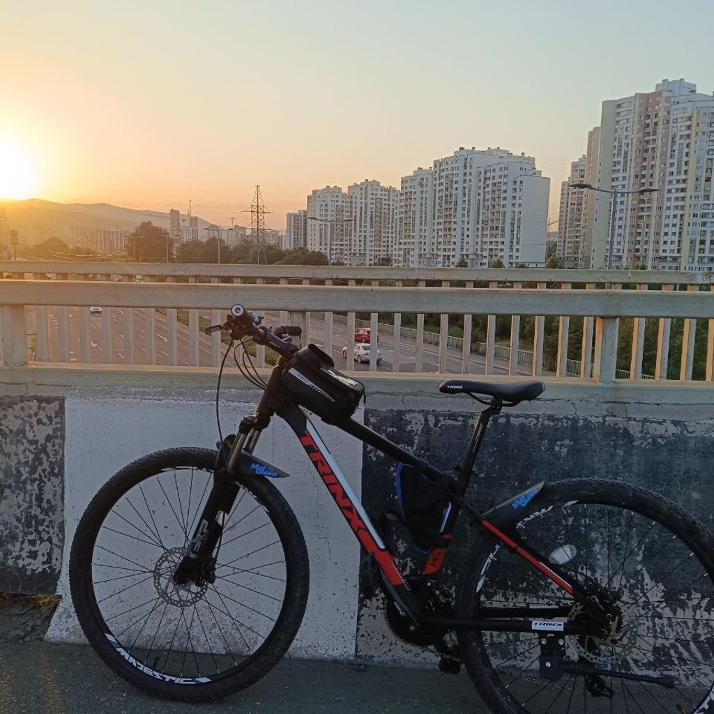 Велосипед TRINX M600 Elite