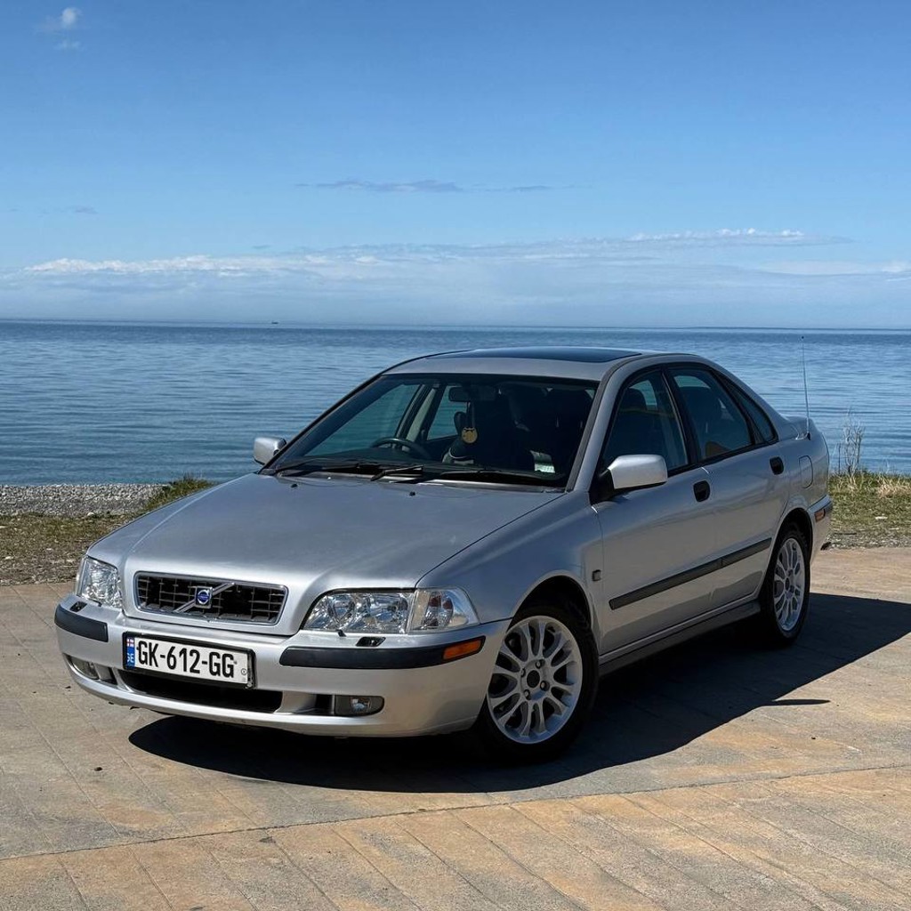 Volvo S40
