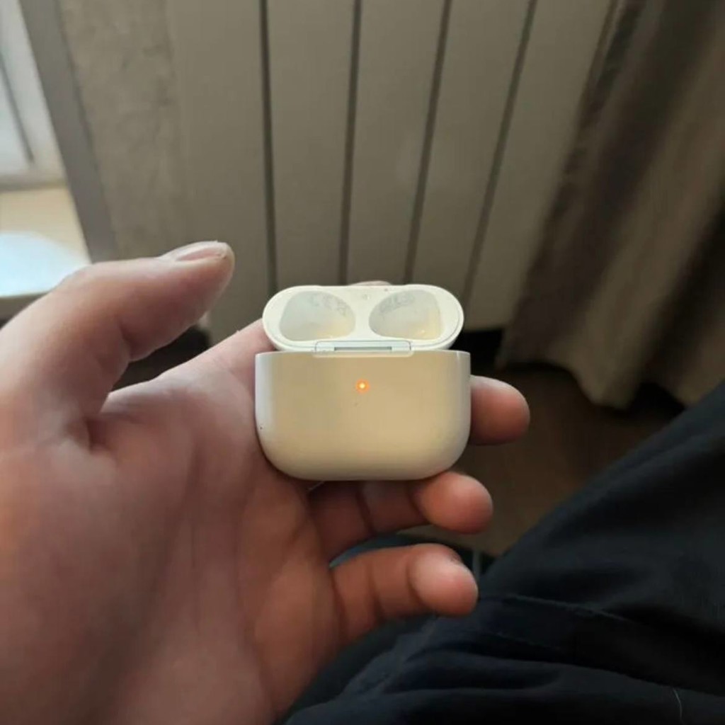 Кейс для наушников AirPods 3