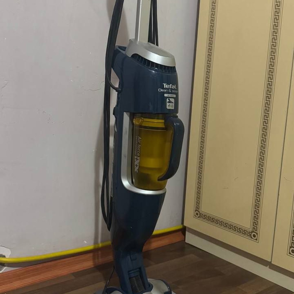 Паровой пылесос Tefal Clean & Steam