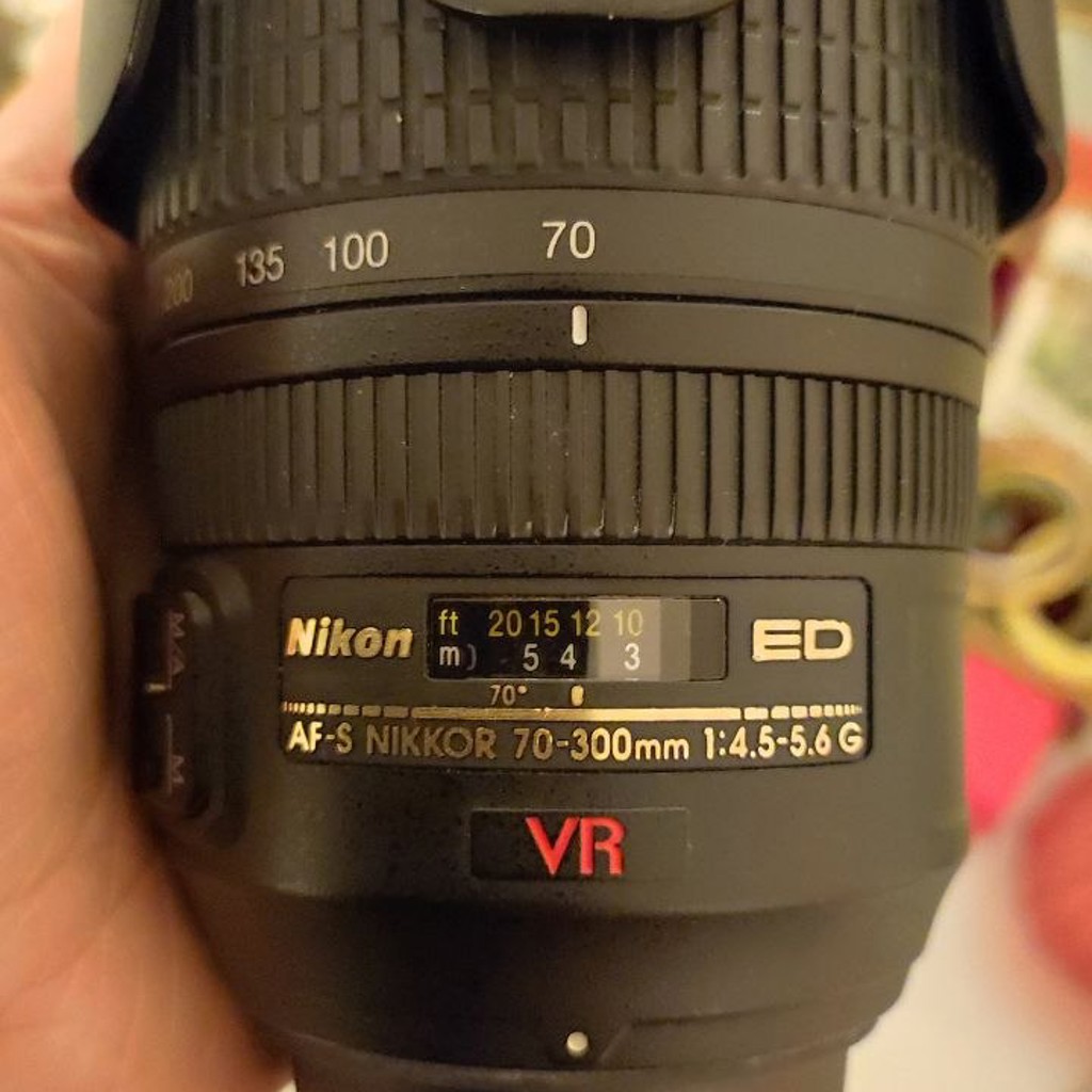 Объектив Nikkor AF-S 70-300