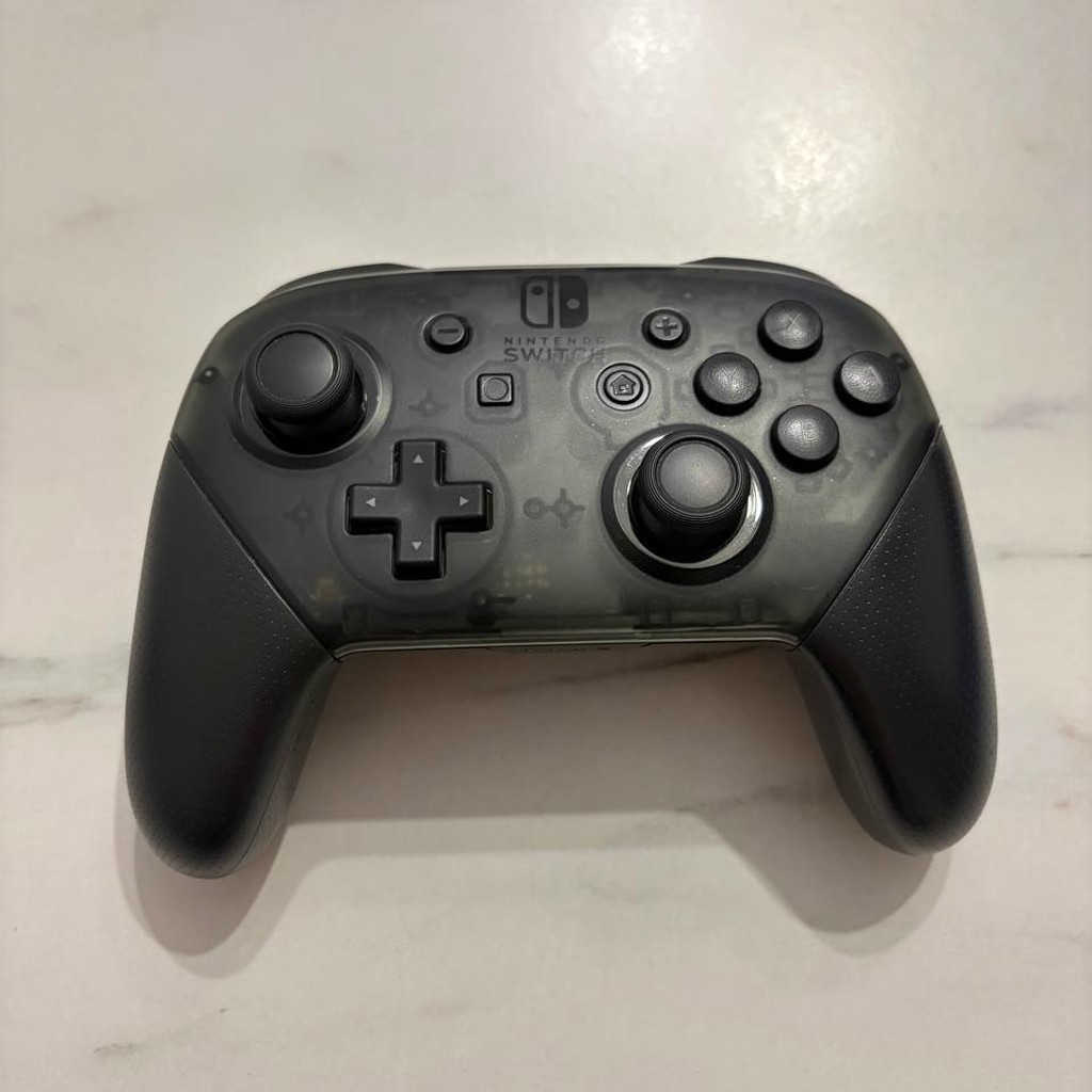 Nintendo Switch Pro Controller