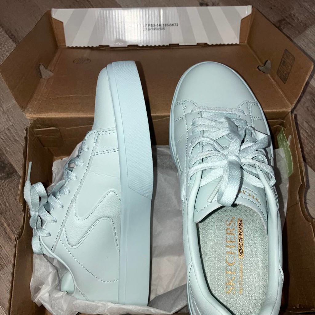 Кроссовки женские Skechers