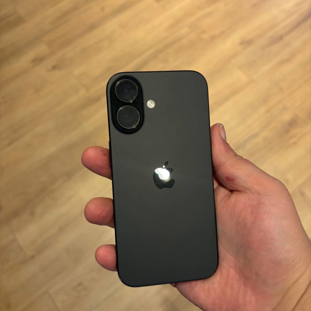 IPhone 16