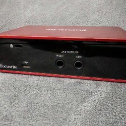 Звуковая карта Focustite Scarlett Solo 3rd - фото 2