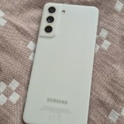 Samsung Galaxy S21 FE 5G - фото 2