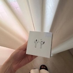 Наушники AirPods 4 - фото 3