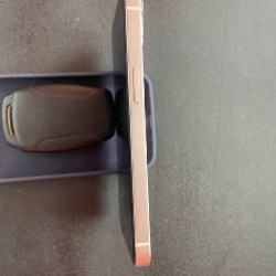 IPhone 13 - фото 2