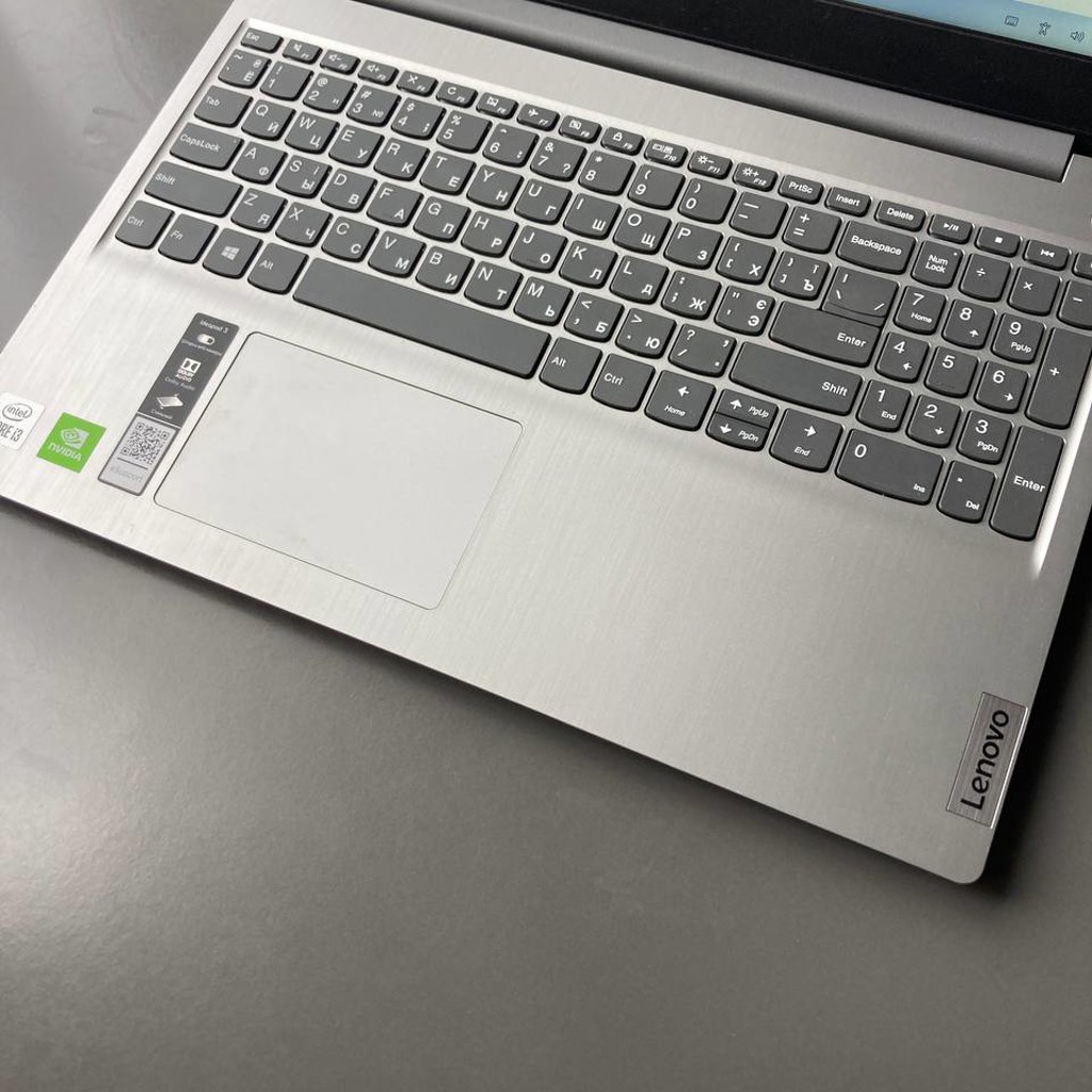 Ноутбук Lenovo
