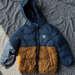 Осенняя куртка H&M на ребёнка 6–7 лет - фото 1
