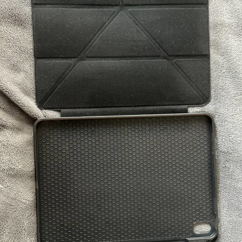 Чехол для iPad