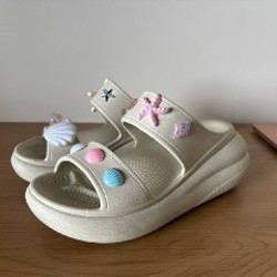 Женские crocs шлепки - фото 3