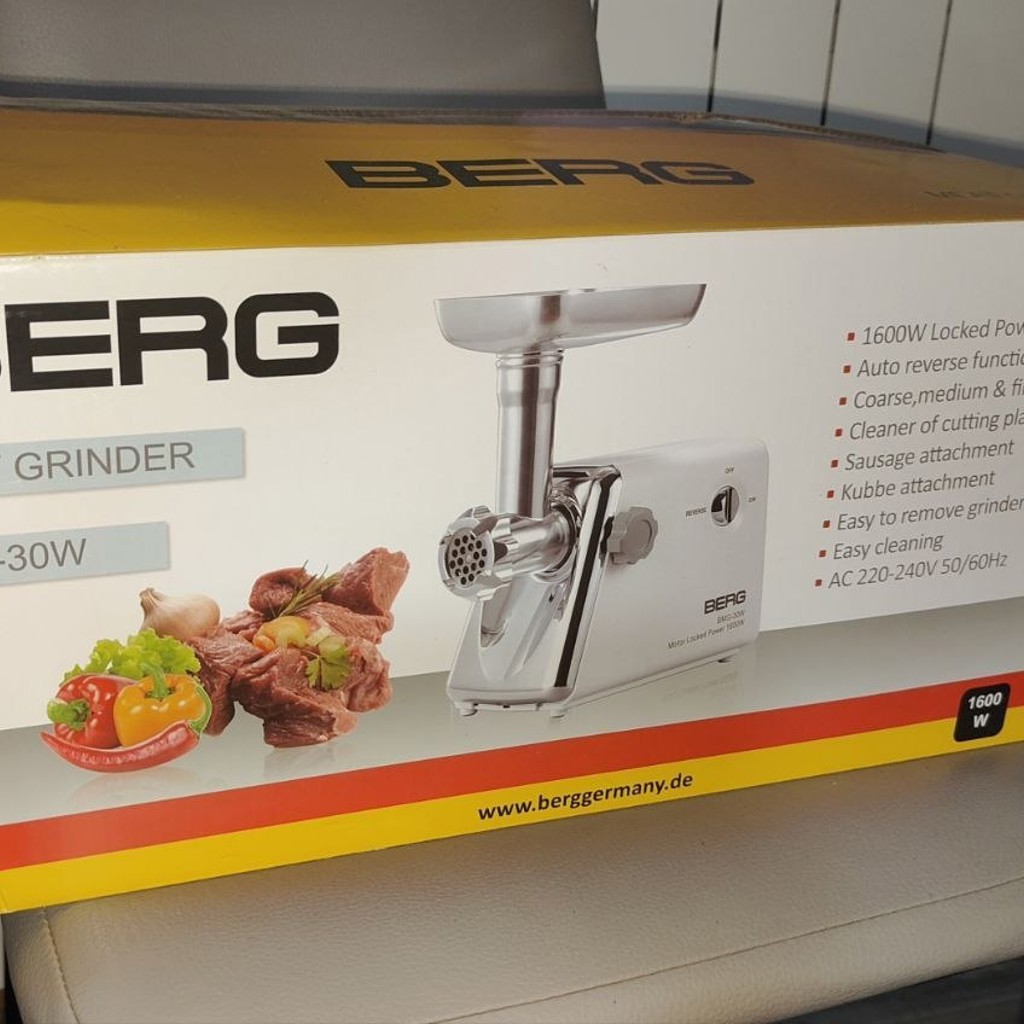 Мясорубка электрическая Berg BMG-30W