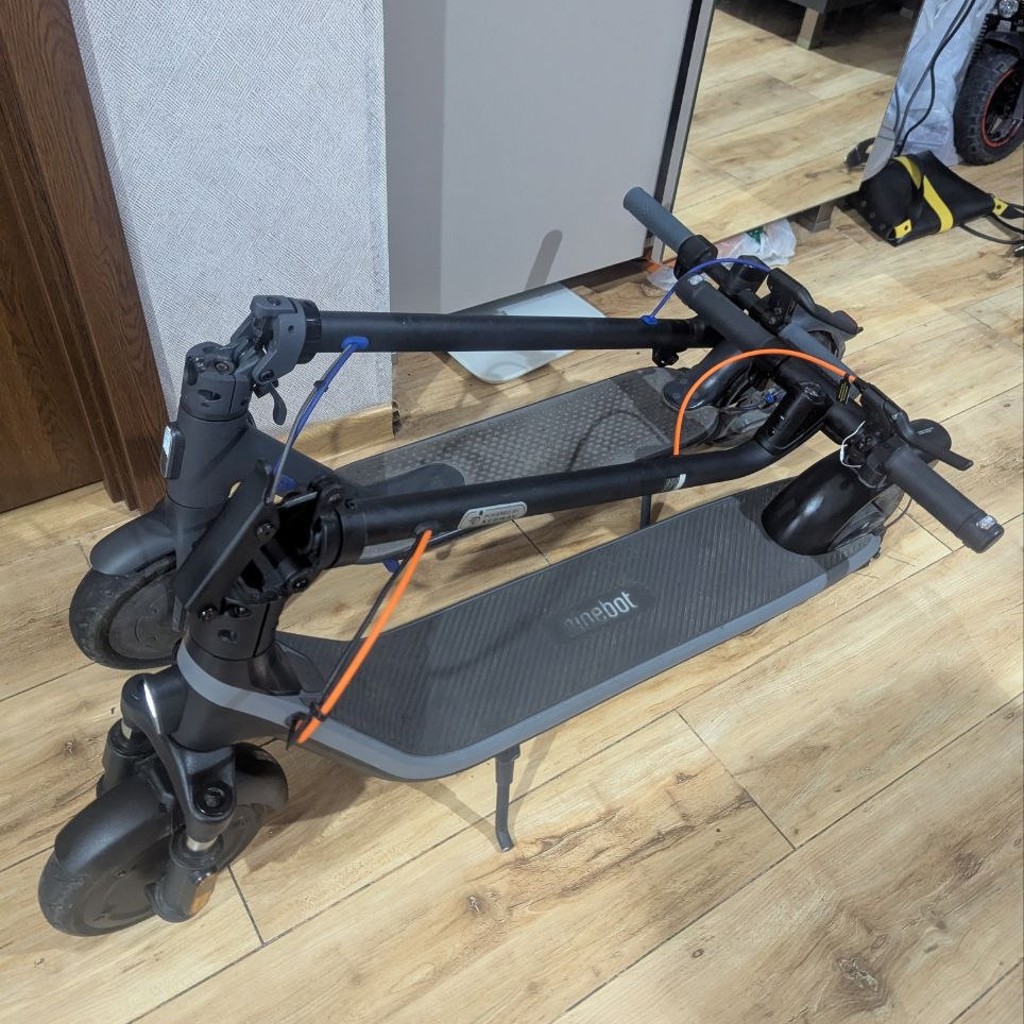 Электро самокат Ninebot 2E Plus
