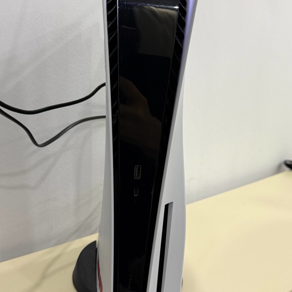 PlayStation 5 с дисководом