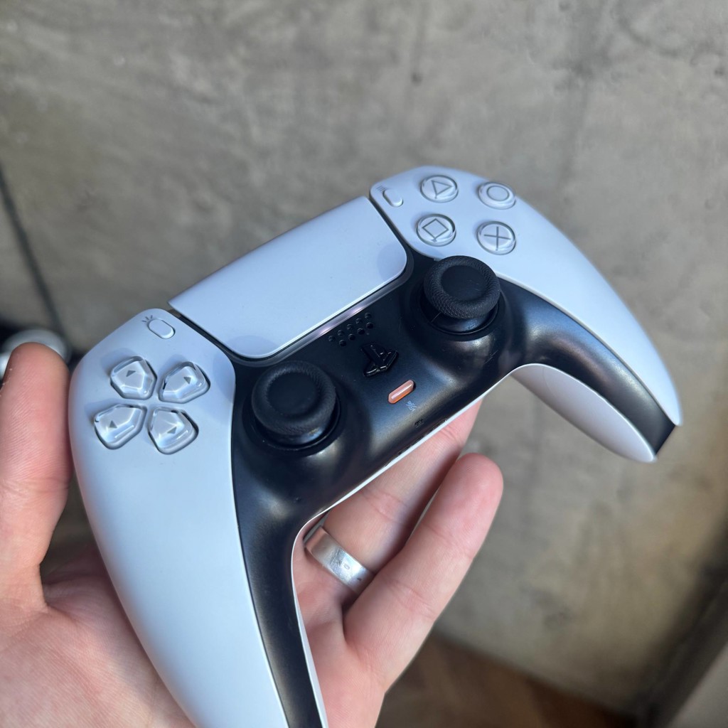 Геймпад PlayStation 5