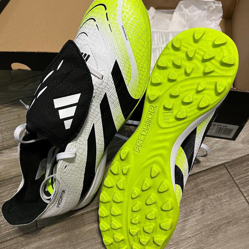 Сороконожки Adidas Predator League FT