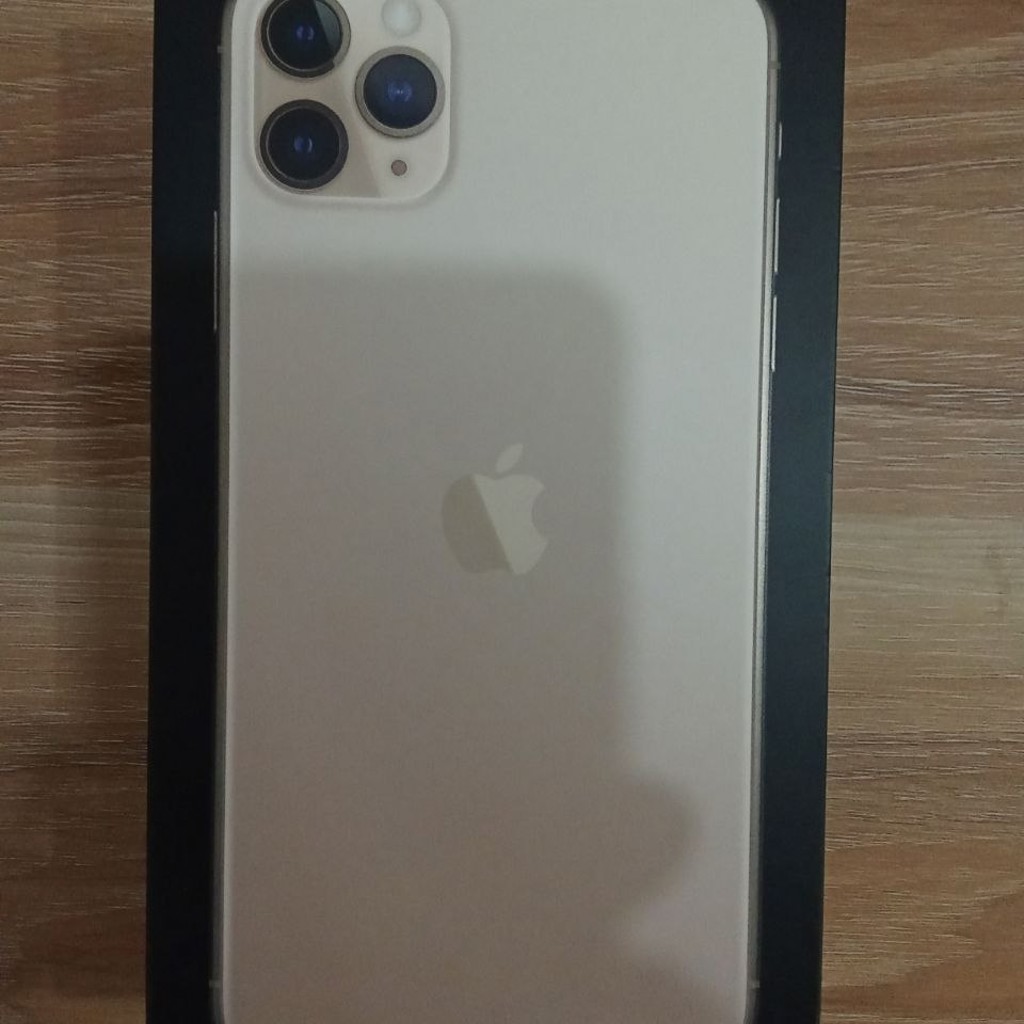 IPhone 11 Pro Max Gold