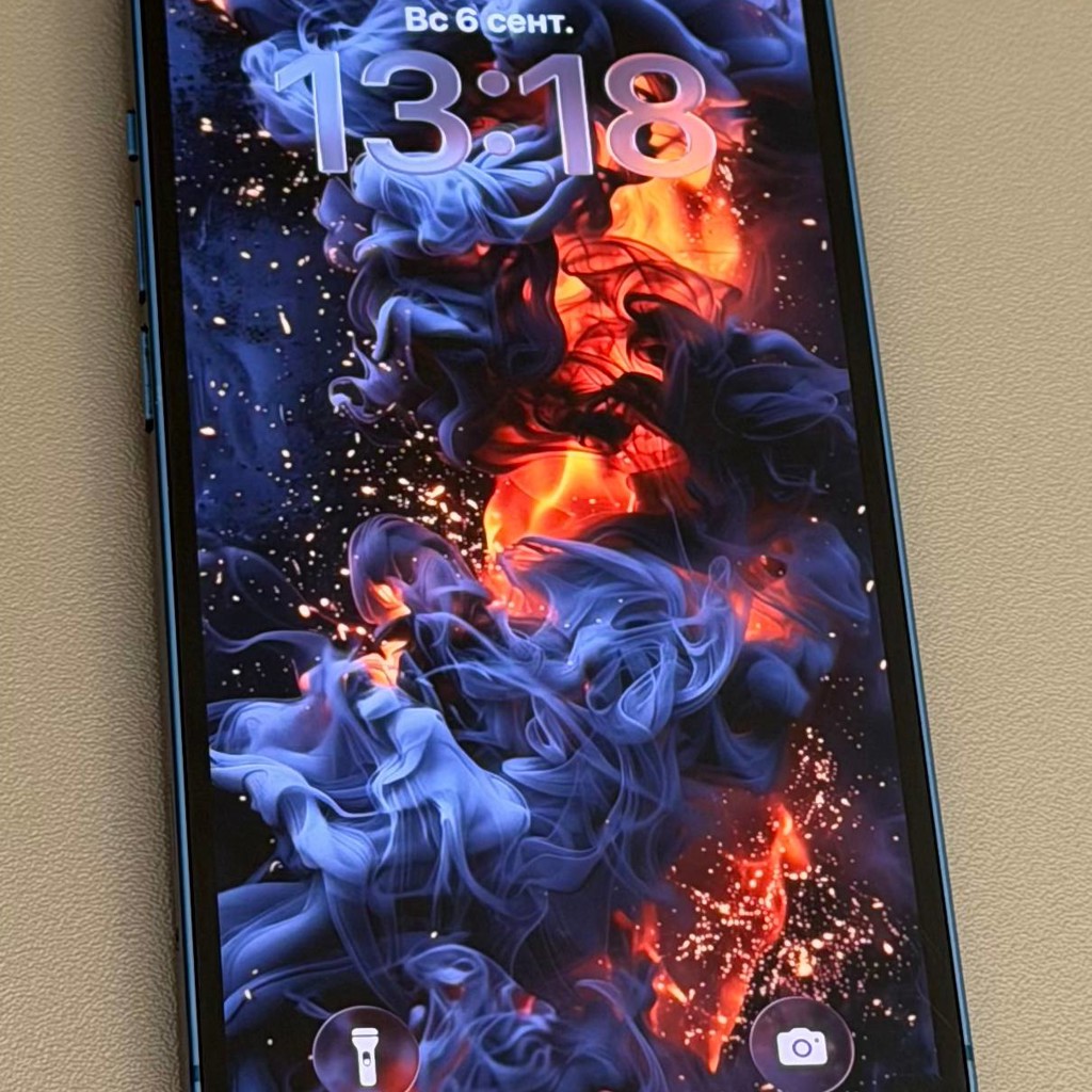 IPhone 13