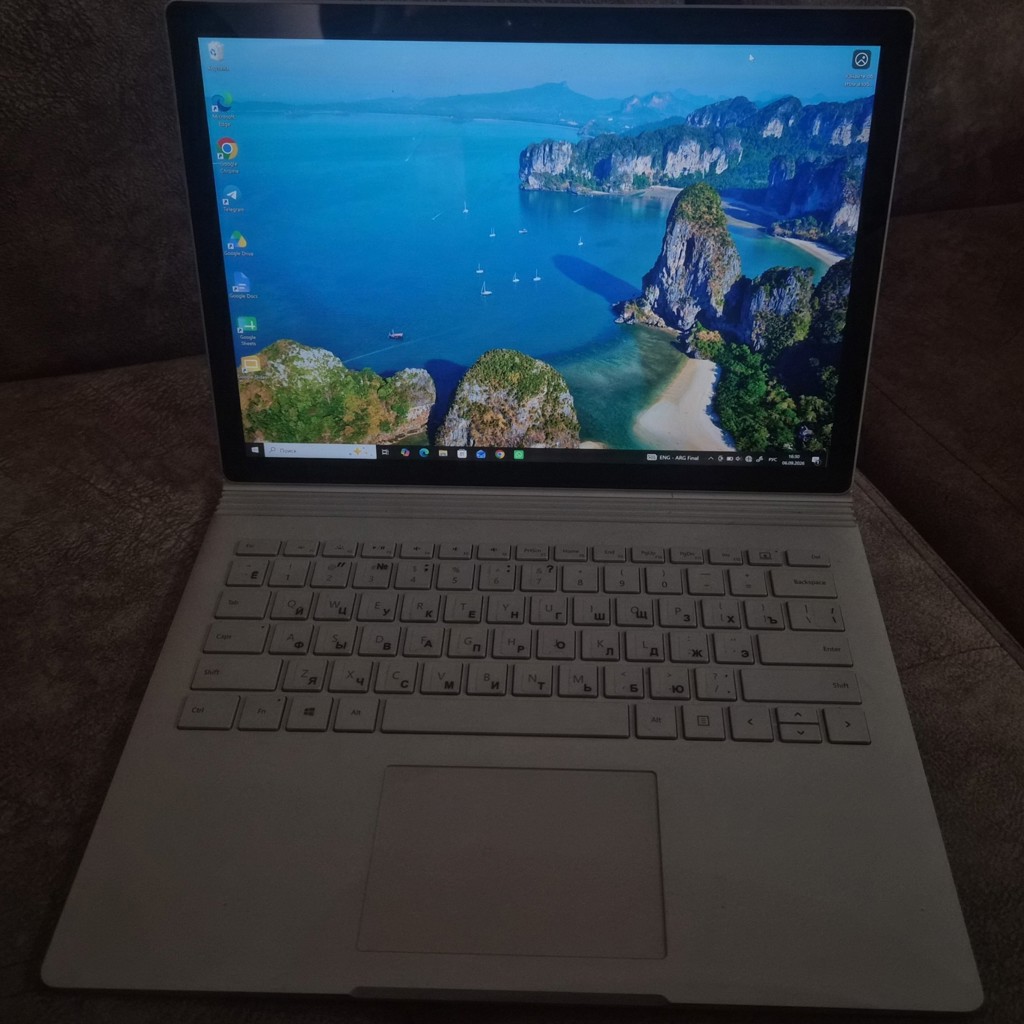 Ноутбук Microsoft Surface 2