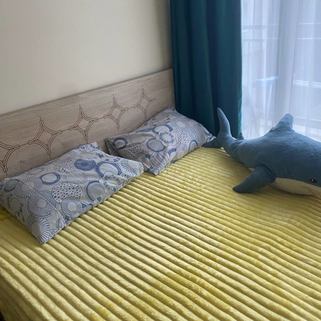 Кровать с матрасом