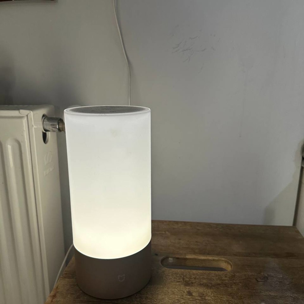 Умная прикроватная лампа Xiaomi Mi Bedside Lamp 2