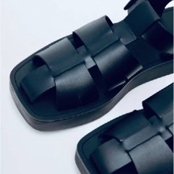 Пляжные шлепанцы - фото 1