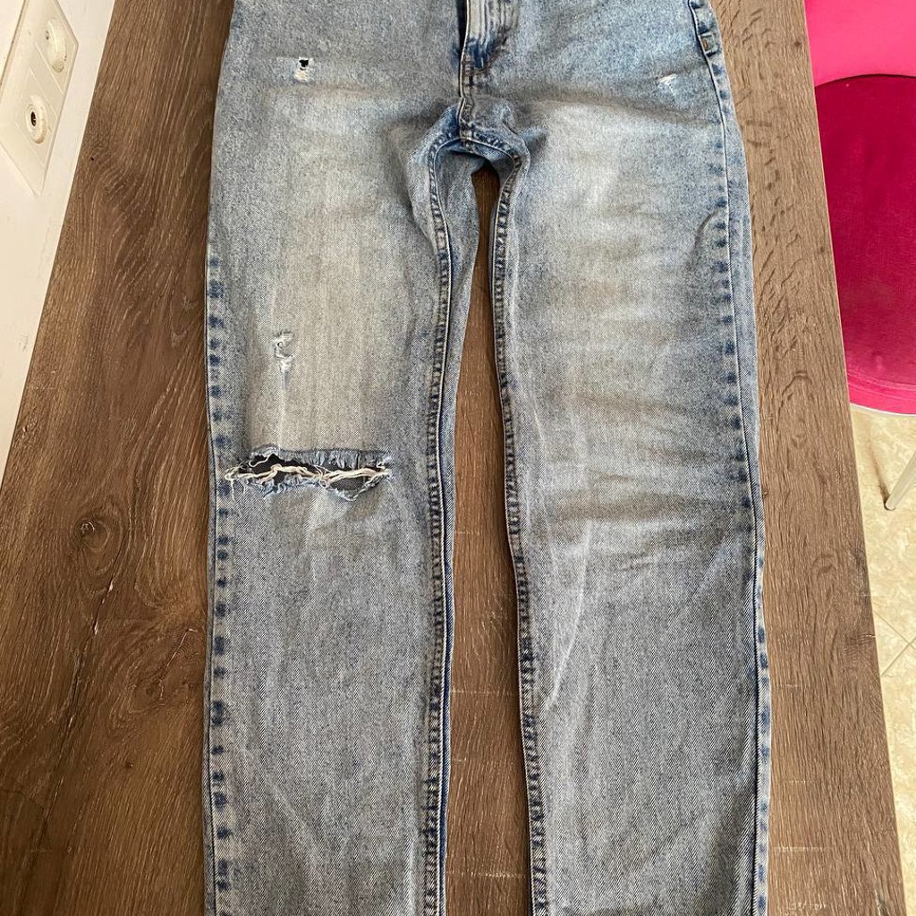Джинсы женские Bershka