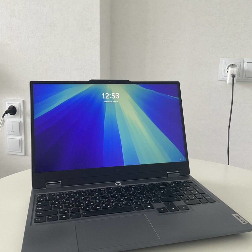 Lenovo LOQ
