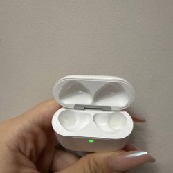 Кейс от AirPods 4 - фото 2