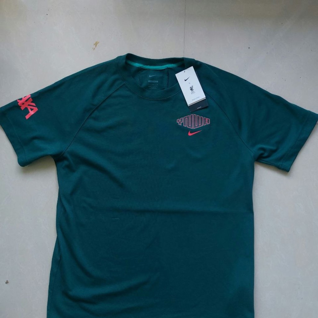Футболка Nike Liverpool FC Travel Tee