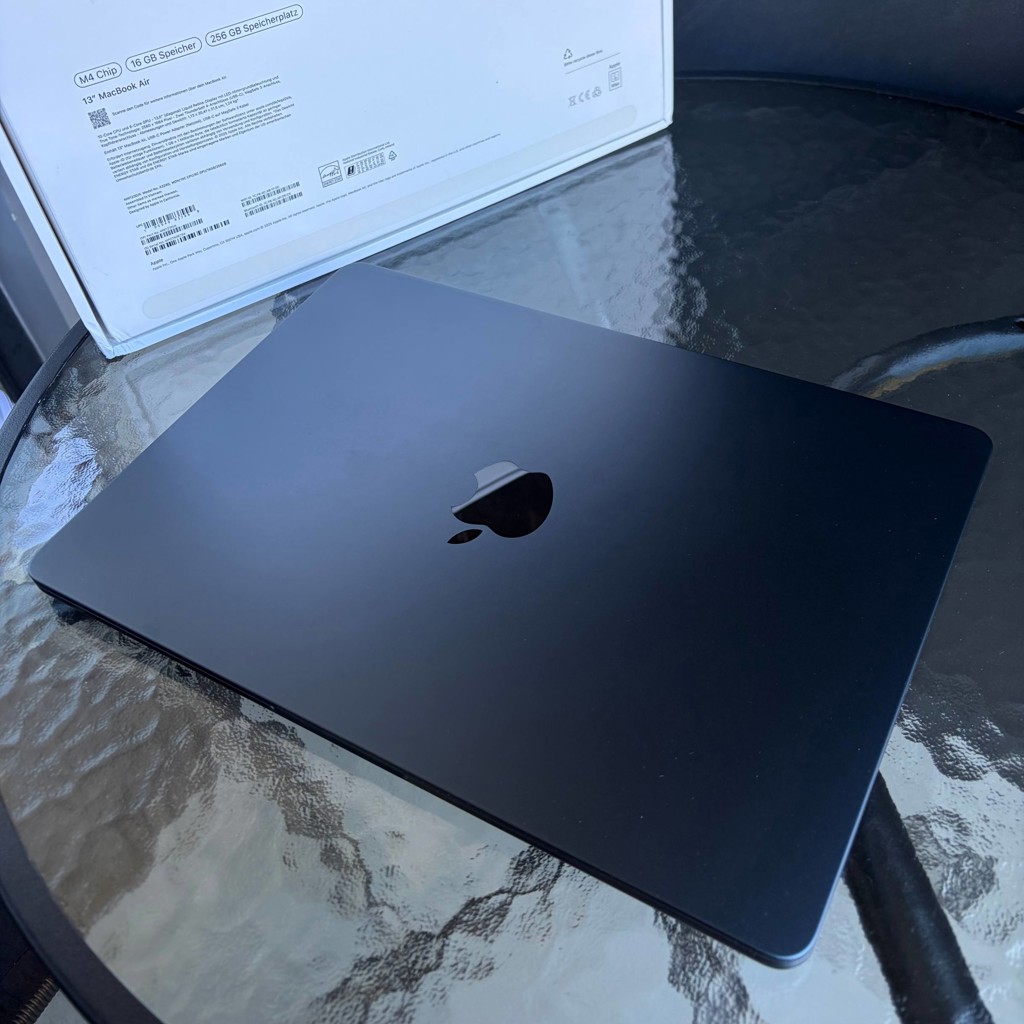 MacBook Air M4