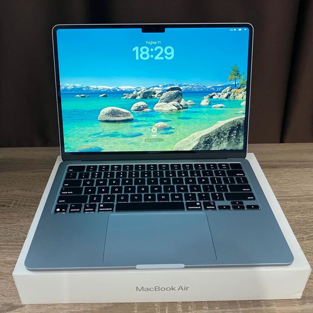 MacBook Air 13 M4 2025