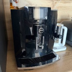 Кофе машинка Jura e8 - фото 2