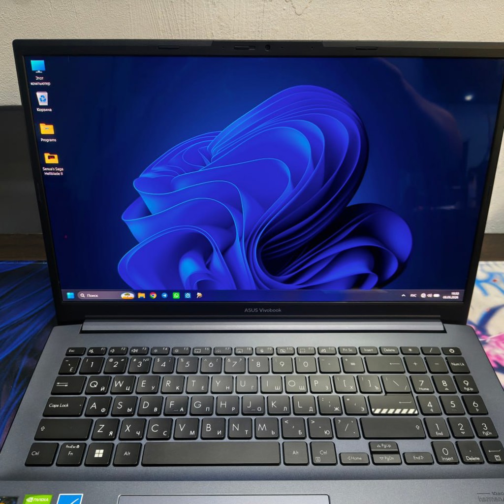 ASUS VivoBook Pro 15 OLED