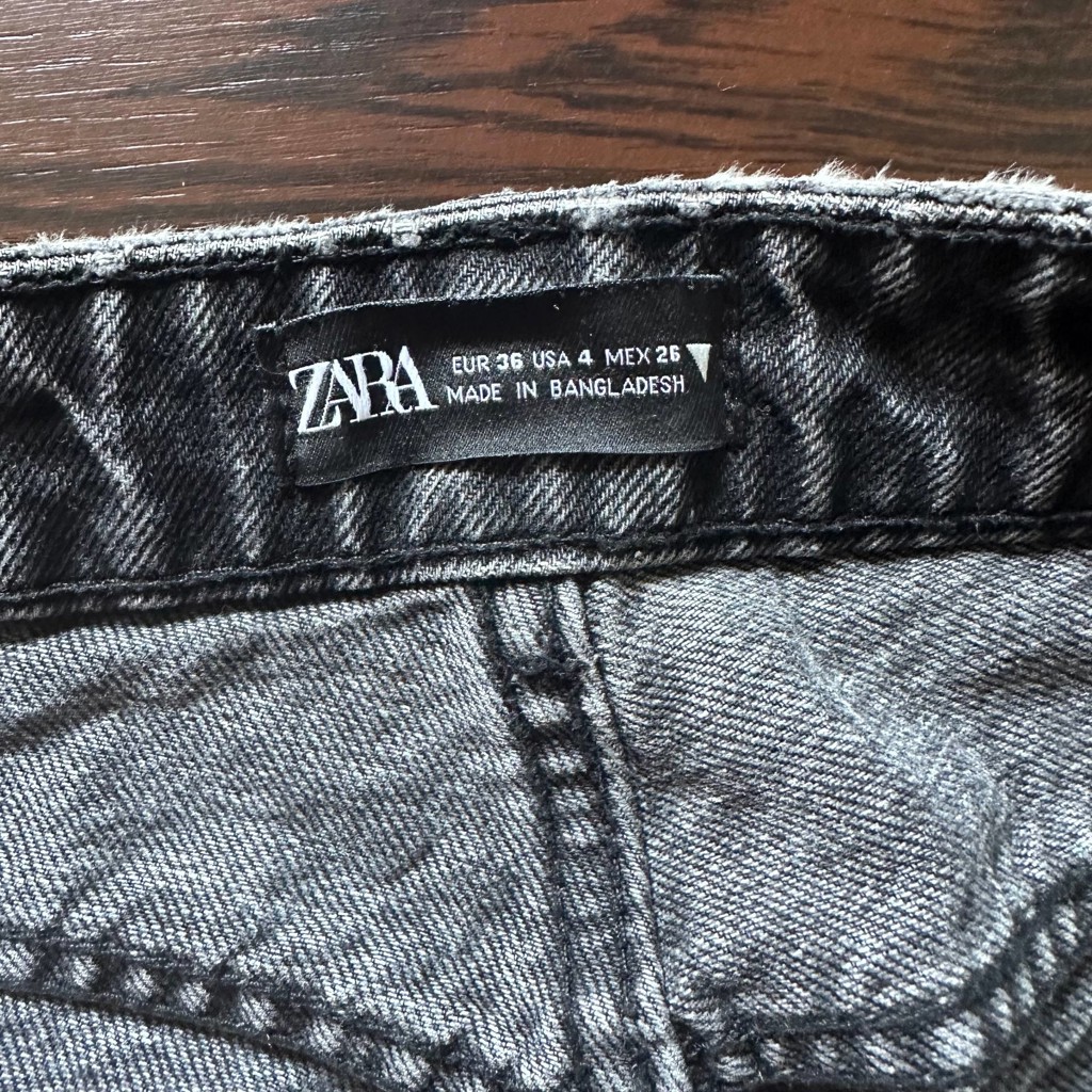 Джинсы Zara