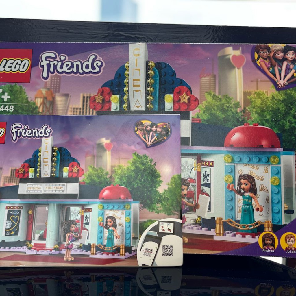 Набор LEGO Friends «Кинотеатр Хартлейк-Сити»