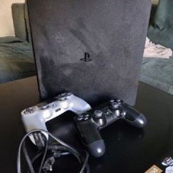 Sony PlayStation 4 Slim - фото 2