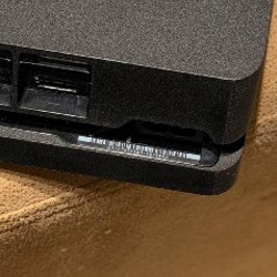 PlayStation 4 Slim - фото 6