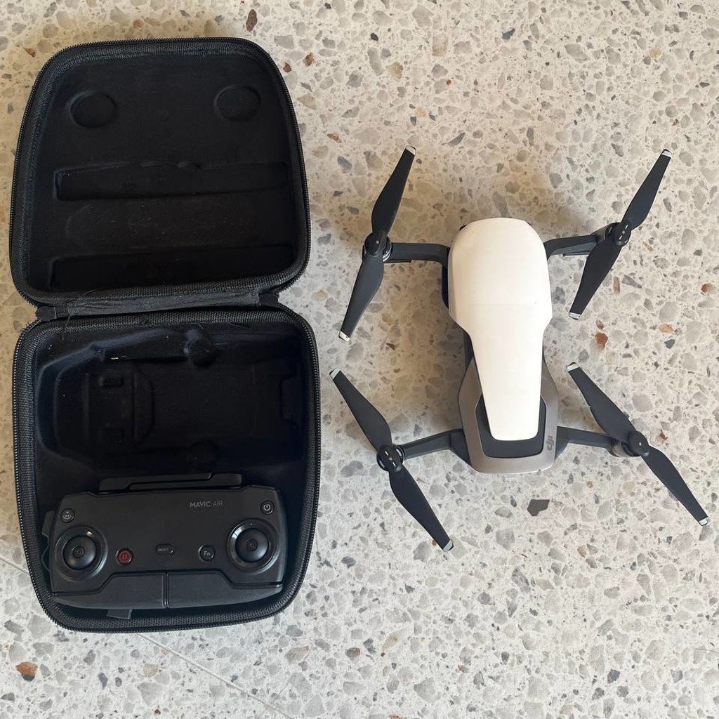 Дрон DJI Mavic Air