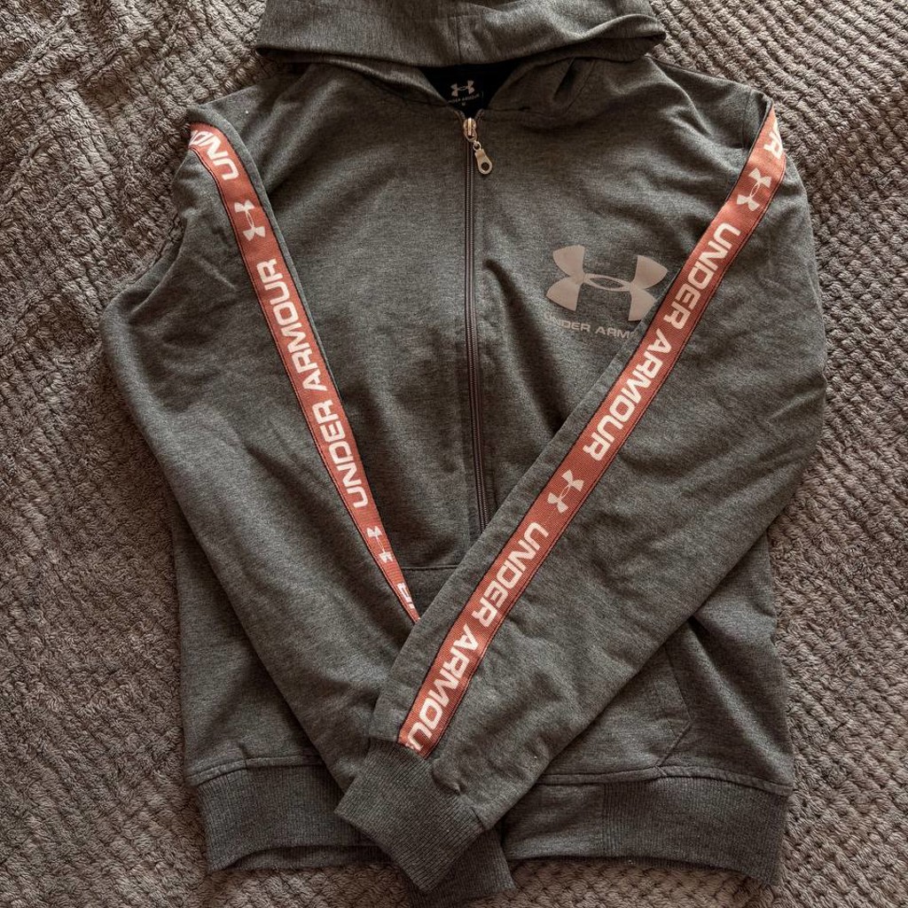 Костюм UNDER ARMOUR