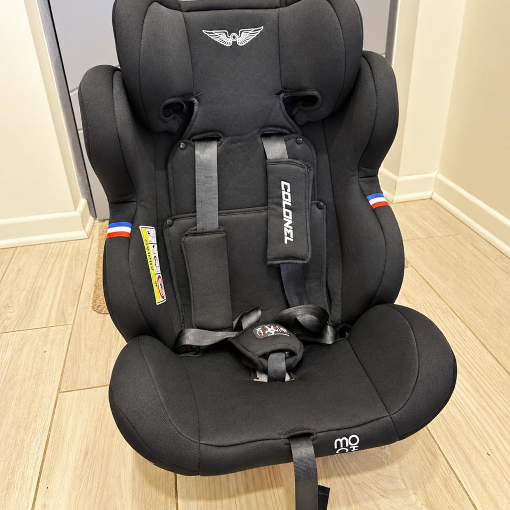Детское автокресло Moni Colonel Dark Grey